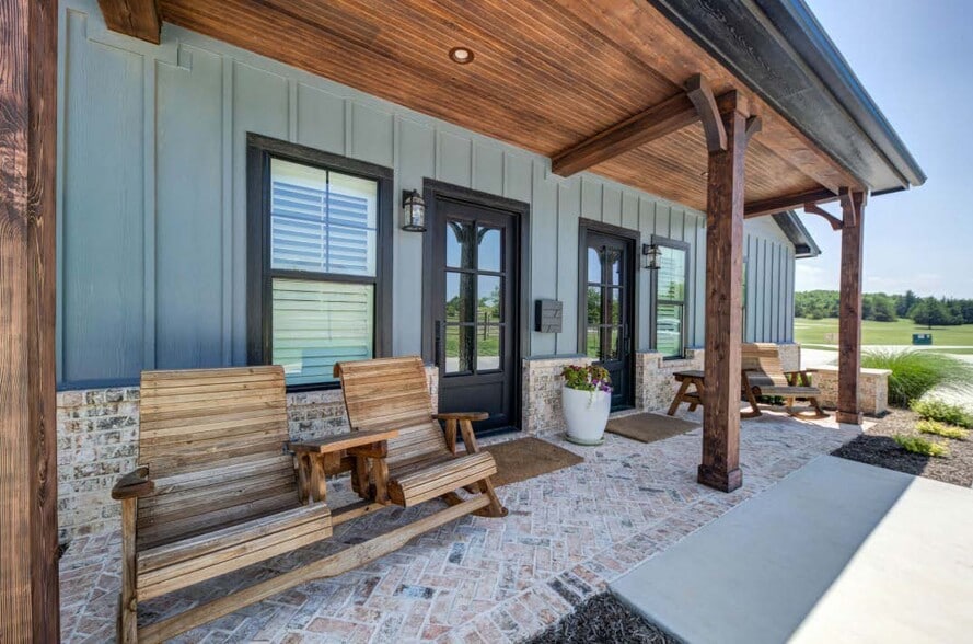 2482 N Trinity St, Decatur, TX for sale - Building Photo - Image 3 of 6