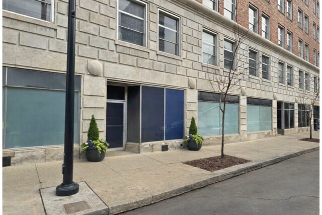 501-505 5th Ave, Des Moines, IA à louer Photo intérieure- Image 1 de 4