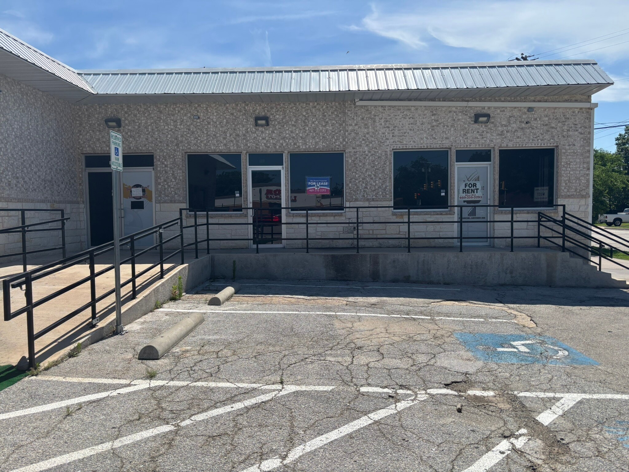 5617 Mccart Ave, Fort Worth, TX for lease Interior Photo- Image 1 of 22
