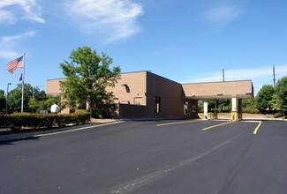 Plus de détails pour 23890 Novi Rd, Novi, MI - Commerce de détail à vendre