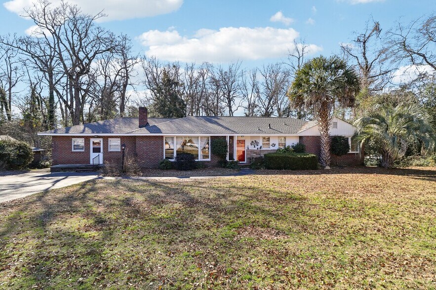 1631 Sunset Blvd, West Columbia, SC for sale - Primary Photo - Image 1 of 8