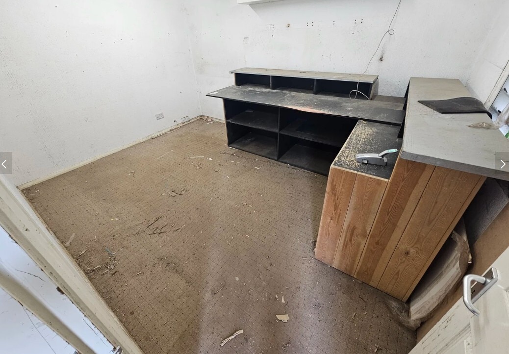 Kits End Rd, Barnet à louer Photo intérieure- Image 1 de 3