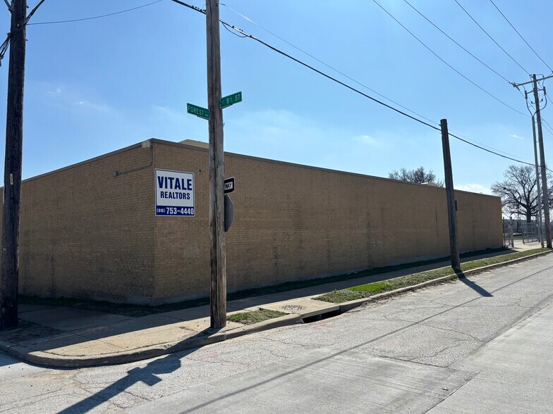 801 Forest Ave, Kansas City, MO for sale - Building Photo - Image 3 of 3