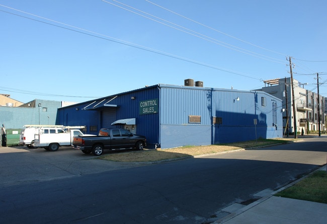 More details for 5511 Lewis St, Dallas, TX - Retail for Lease