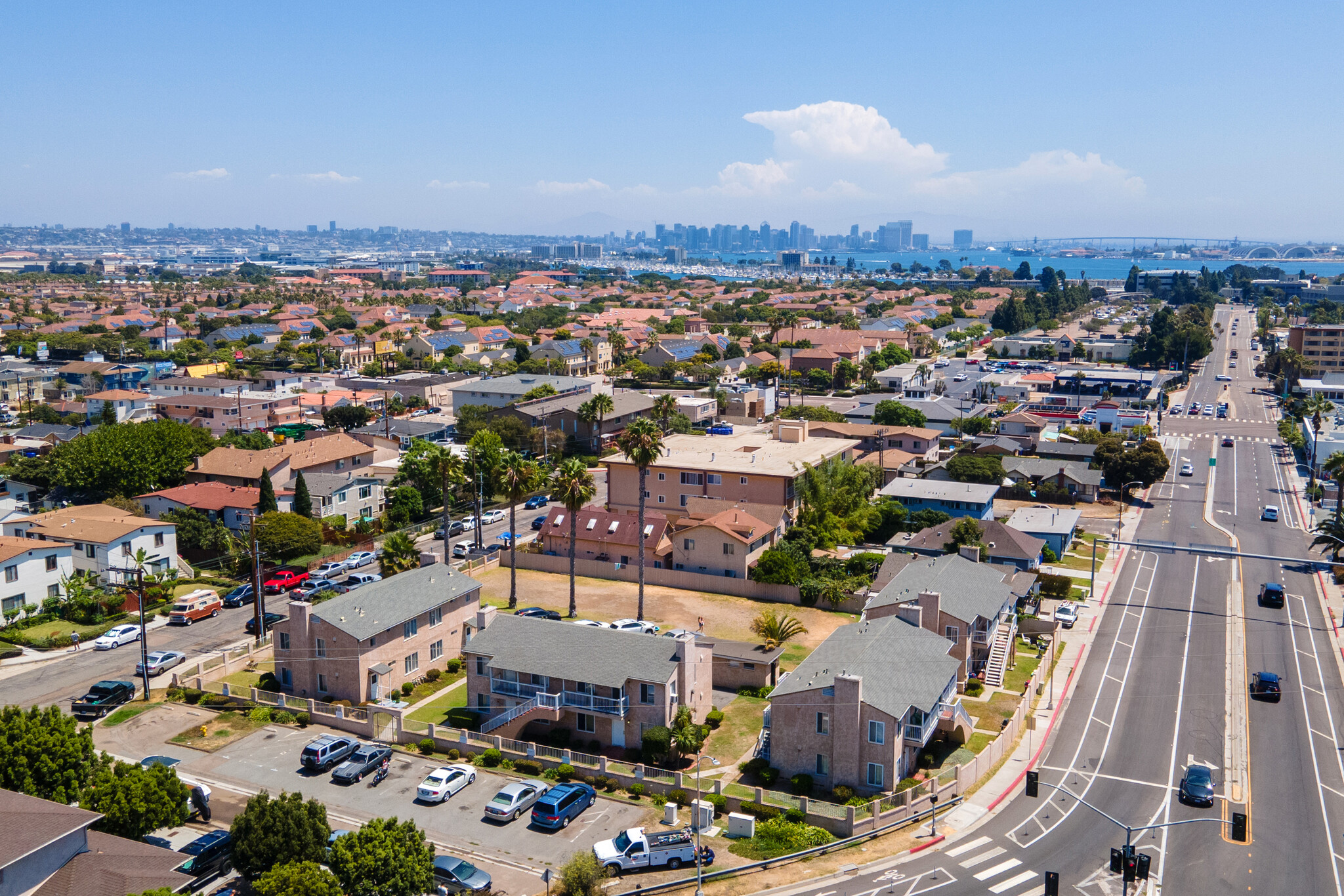 3126-3140 Nimitz Blvd, San Diego, CA à vendre Photo du b timent- Image 1 de 1