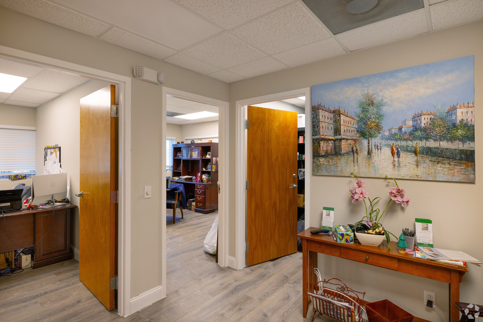 4532 Tamiami Trl E, Naples, FL for lease Primary Photo- Image 1 of 11