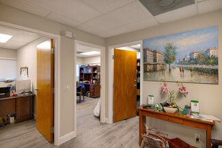 More details for 4532 Tamiami Trl E, Naples, FL - Office for Lease