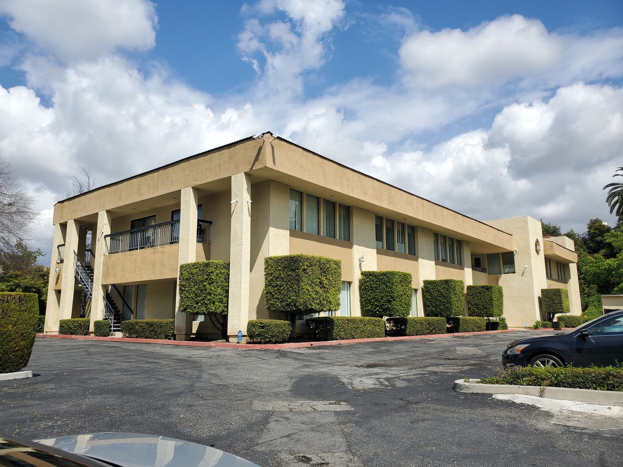 1074 Park View Dr, Covina, CA for lease Building Photo- Image 1 of 27