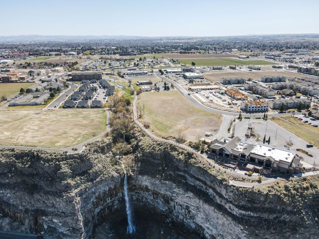 TBD Canyon Crest Lot, Twin Falls, ID for sale Primary Photo- Image 1 of 10