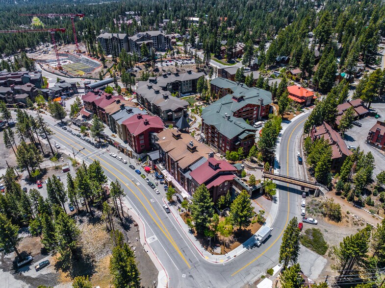 6201 Minaret Rd, Mammoth Lakes, CA à louer - Photo du bâtiment - Image 2 de 10