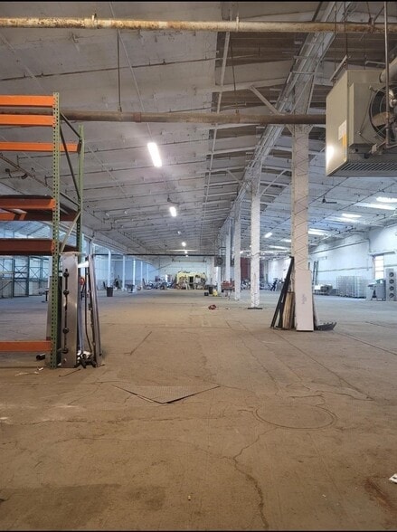 62 Jackson St, Holyoke, MA for sale - Building Photo - Image 2 of 12