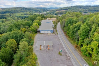 2470 Evans City Rd, Harmony, PA - AÉRIEN  Vue de la carte