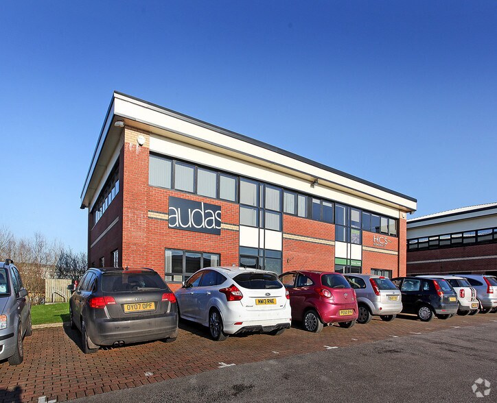 Blakewater Rd, Blackburn à louer - Photo principale - Image 1 de 3