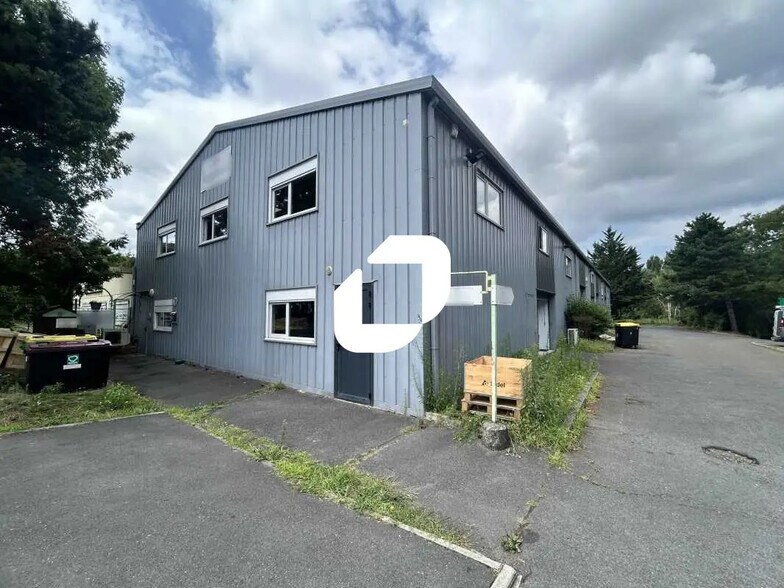 Flex dans Montigny-lès-Cormeilles à louer - Photo du bâtiment - Image 3 de 32