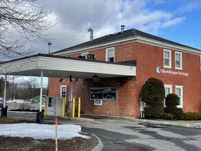 115-134 Hannaford Dr, Farmington, ME for lease Building Photo- Image 1 of 3