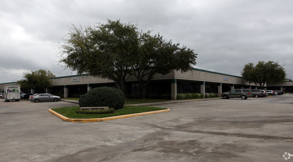 600 Century Plaza Dr, Houston, TX à louer - Photo principale - Image 1 de 7