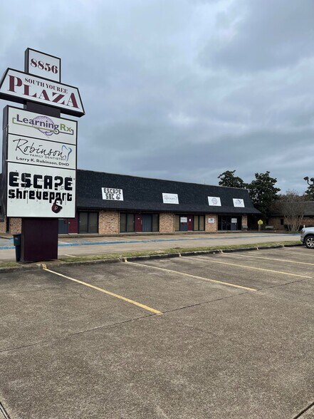 8856 Youree Dr, Shreveport, LA à louer - Photo du bâtiment - Image 1 de 2