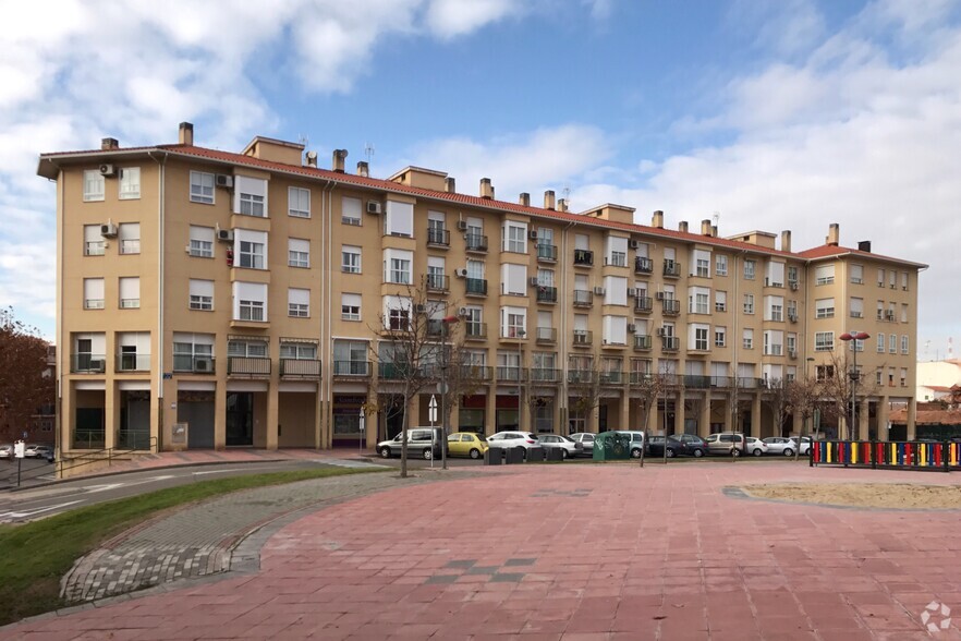 Plaza Colón, 1, Arganda del Rey, Madrid à louer - Photo principale - Image 1 de 2