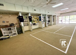 2821 SE Ocean Blvd, Stuart, FL for lease Interior Photo- Image 2 of 8