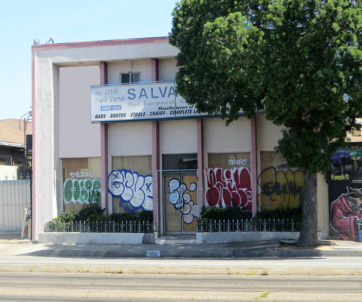 1355 E Washington Blvd, Los Angeles, CA for sale - Primary Photo - Image 1 of 3