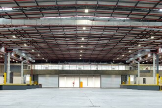 4 Newington Rd, SILVERWATER for lease Interior Photo- Image 2 of 5