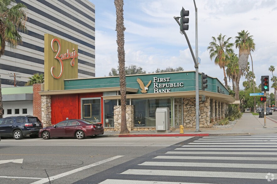 431 Wilshire Blvd, Santa Monica, CA à vendre - Photo du bâtiment - Image 3 de 5