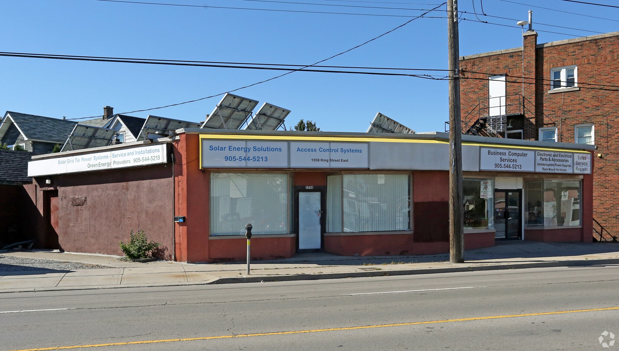 1556-1558 King St E, Hamilton, ON à vendre Photo du bâtiment- Image 1 de 1