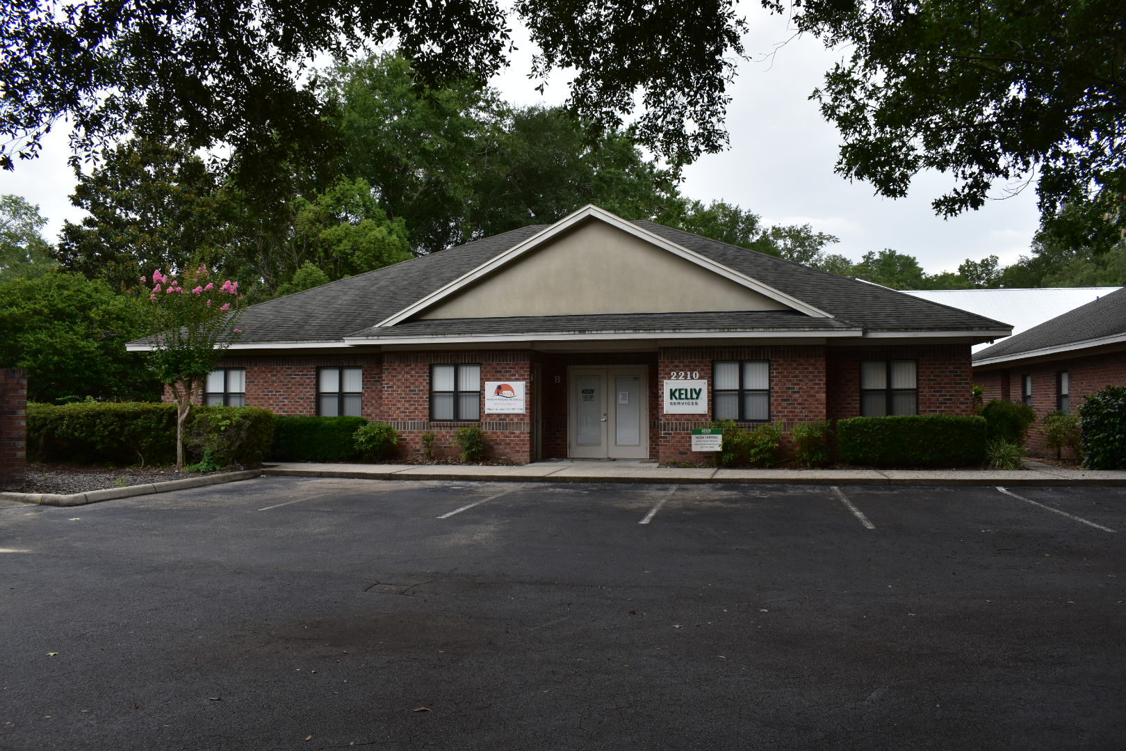 2210 NW 40th Ter, Gainesville, FL à vendre Photo du bâtiment- Image 1 de 6