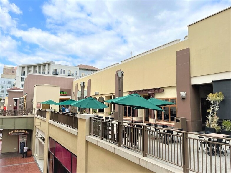 280-400 E Colorado Blvd, Pasadena, CA for lease - Building Photo - Image 2 of 7