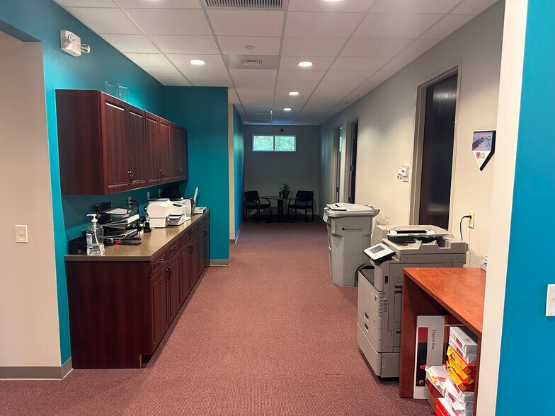 9331 E Fowler Ave, Thonotosassa, FL à louer - Photo intérieure - Image 3 de 7