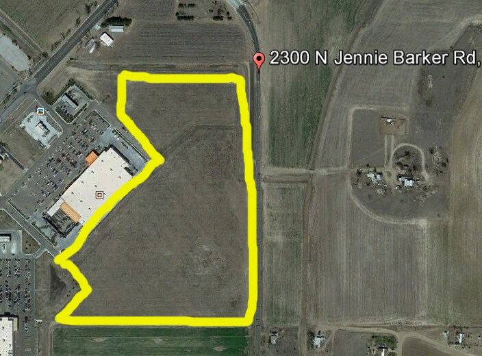 2300 N Jennie Barker Rd, Garden City, KS for sale - Building Photo - Image 2 of 2