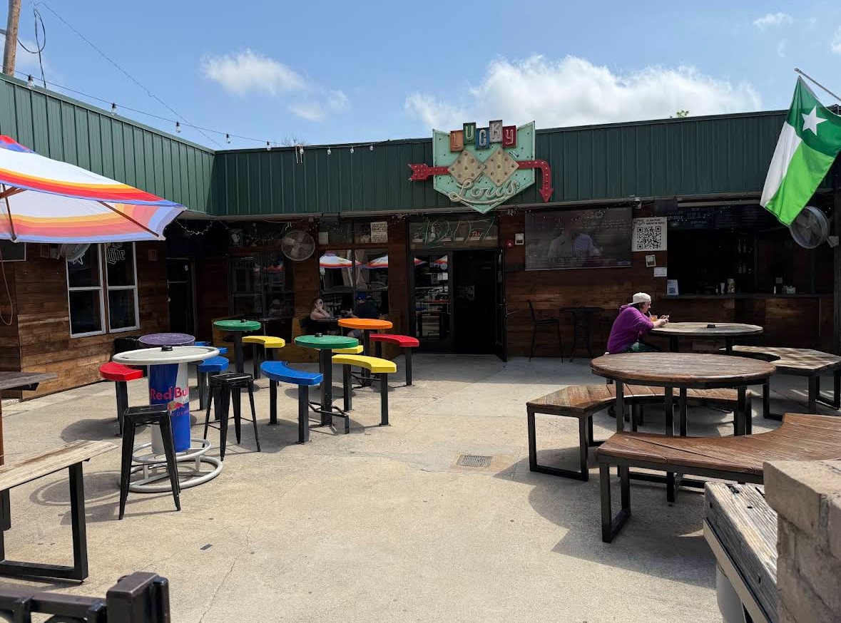 Portfolio of 2 properties for sale on LoopNet.ca Building Photo- Image 1 of 7