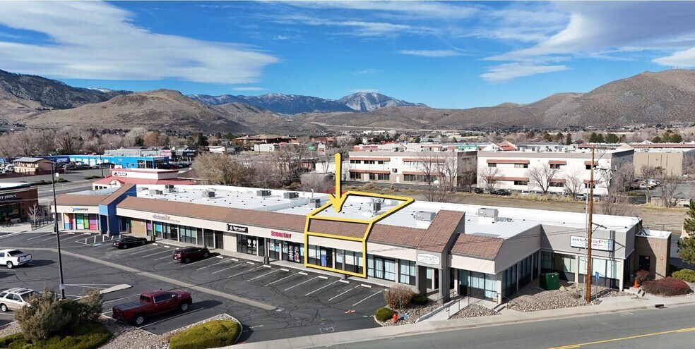 2307 N Carson St, Carson City, NV à louer - Photo du bâtiment - Image 2 de 9
