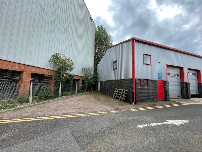 Henwood, Ashford à louer - Photo du bâtiment - Image 2 de 7