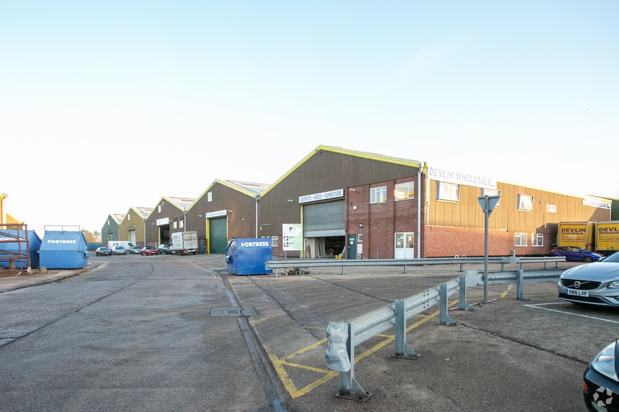 Atherstone St, Tamworth for lease - Building Photo - Image 2 of 4