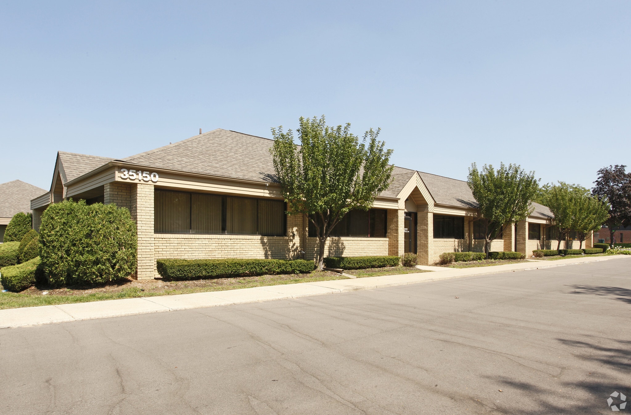 35150 Nankin Blvd, Westland, MI for sale Primary Photo- Image 1 of 9