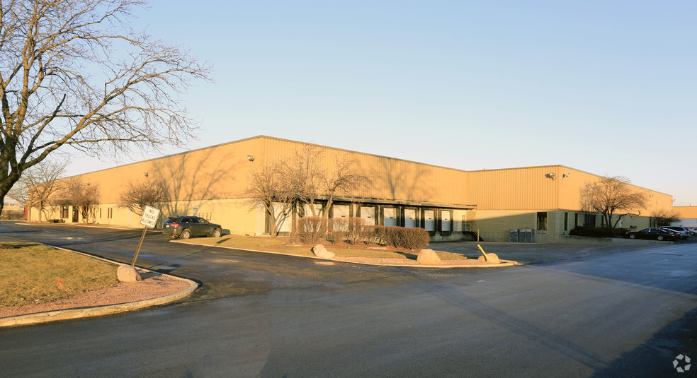 6558 W 73rd St, Bedford Park, IL for lease - Primary Photo - Image 1 of 1