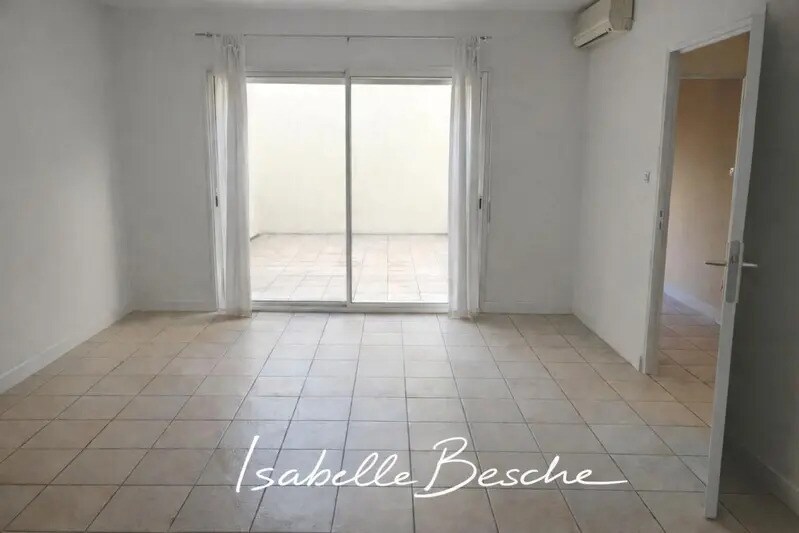 Office in Bordeaux for sale Interior Photo- Image 1 of 6