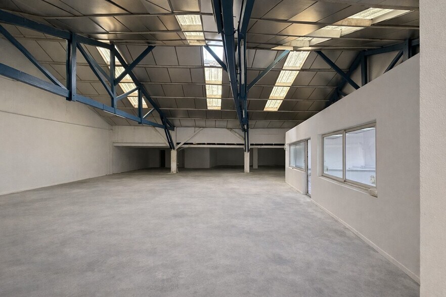 45 Avenue Des Chartreux, Marseille, Marseille for lease - Building Photo - Image 3 of 6