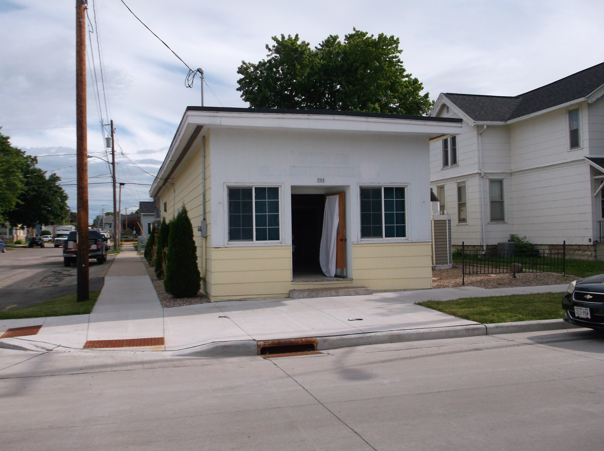 700 Otter Ave, Oshkosh, WI à vendre Photo du bâtiment- Image 1 de 1