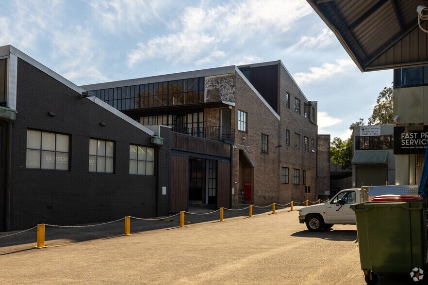32 Ralph St, Alexandria à louer - Photo du bâtiment - Image 1 de 2