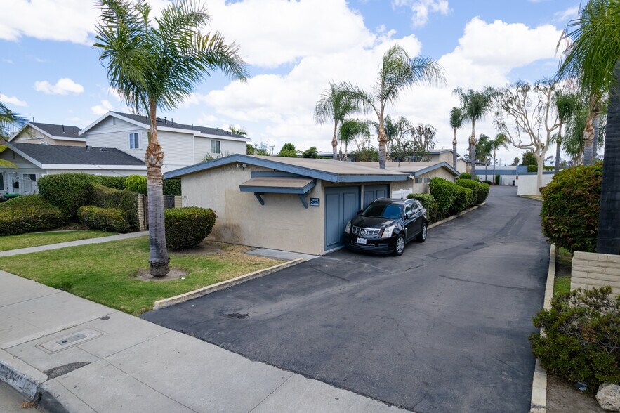 9339-9341 Ramona St, Bellflower, CA à vendre - Photo du bâtiment - Image 2 de 16