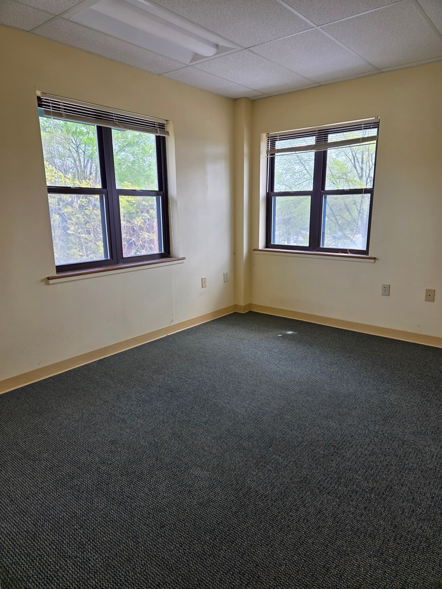 205 W Main St, Carrboro, NC for lease Interior Photo- Image 1 of 2
