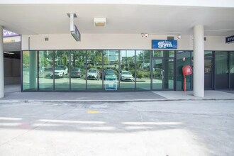 24-32 Lexington Dr, Bella Vista for lease Building Photo- Image 1 of 4