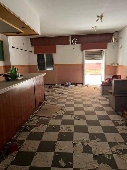 Retail in Córdoba for sale - Interior Photo - Image 1 of 6