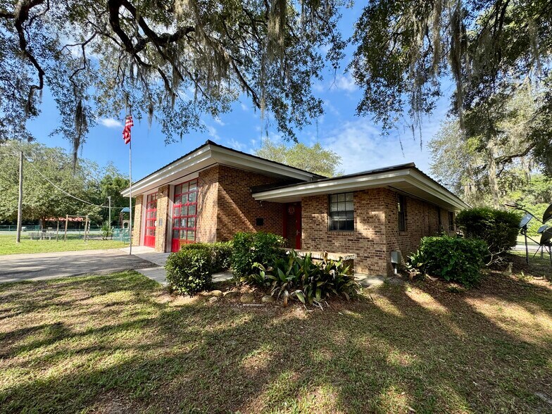 704 NE 1st St, Micanopy, FL for lease - Building Photo - Image 2 of 10