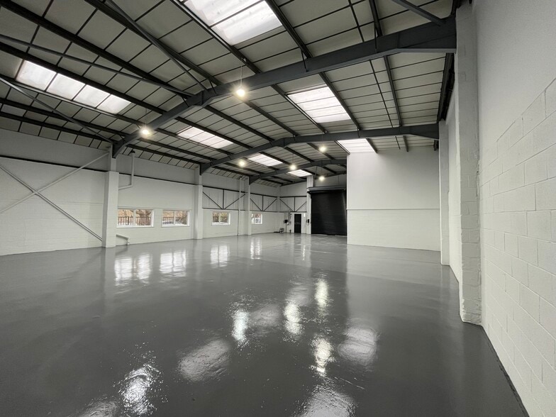 Beddington Ln, Croydon for lease - Building Photo - Image 3 of 5