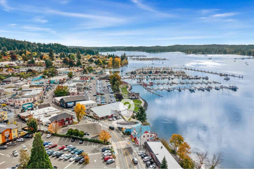 19003 Front St NE, Poulsbo, WA à vendre - Photo du bâtiment - Image 3 de 56