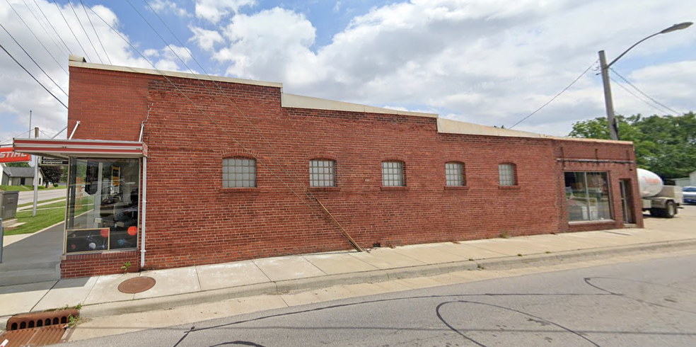 8911-8919 Southeastern Ave, Indianapolis, IN for lease - Building Photo - Image 2 of 7