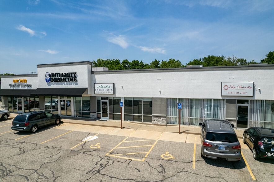 338 S Andover Rd, Andover, KS à louer - Photo du bâtiment - Image 3 de 18